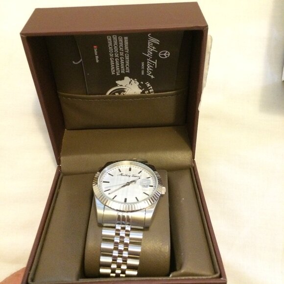 Mathey Tissot III Watch Stainless Steel Jubilee Bracelet Quartz New Unworn - Picture 8 of 10